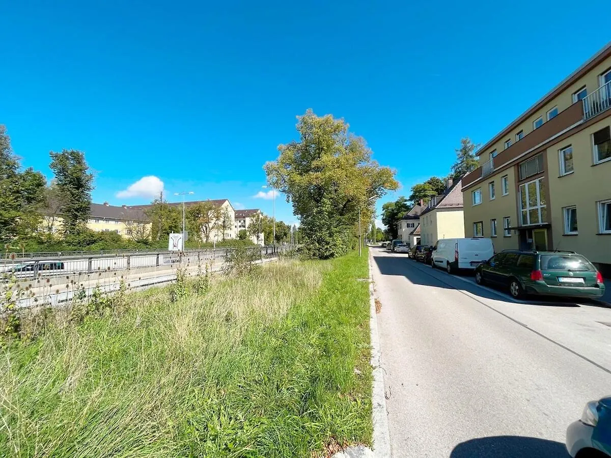 Lägenhet Tolle, Geraeumige Wohnung In Ausgezeichneter Lage München