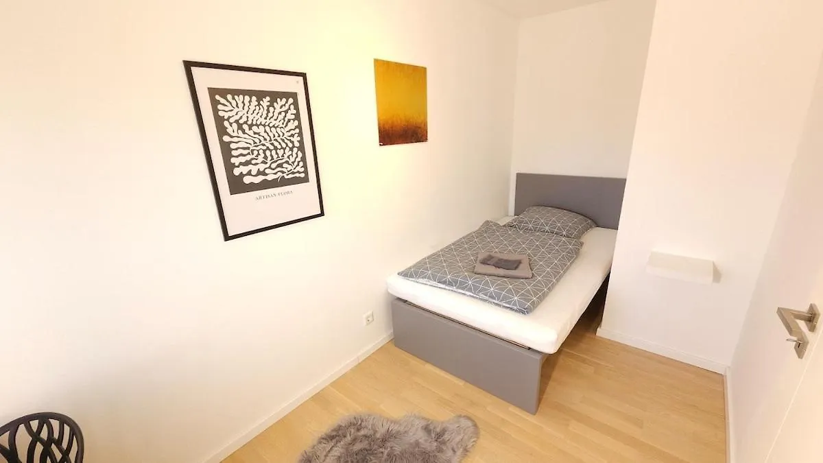 Tolle, Geraeumige Wohnung In Ausgezeichneter Lage Munique Apartamento